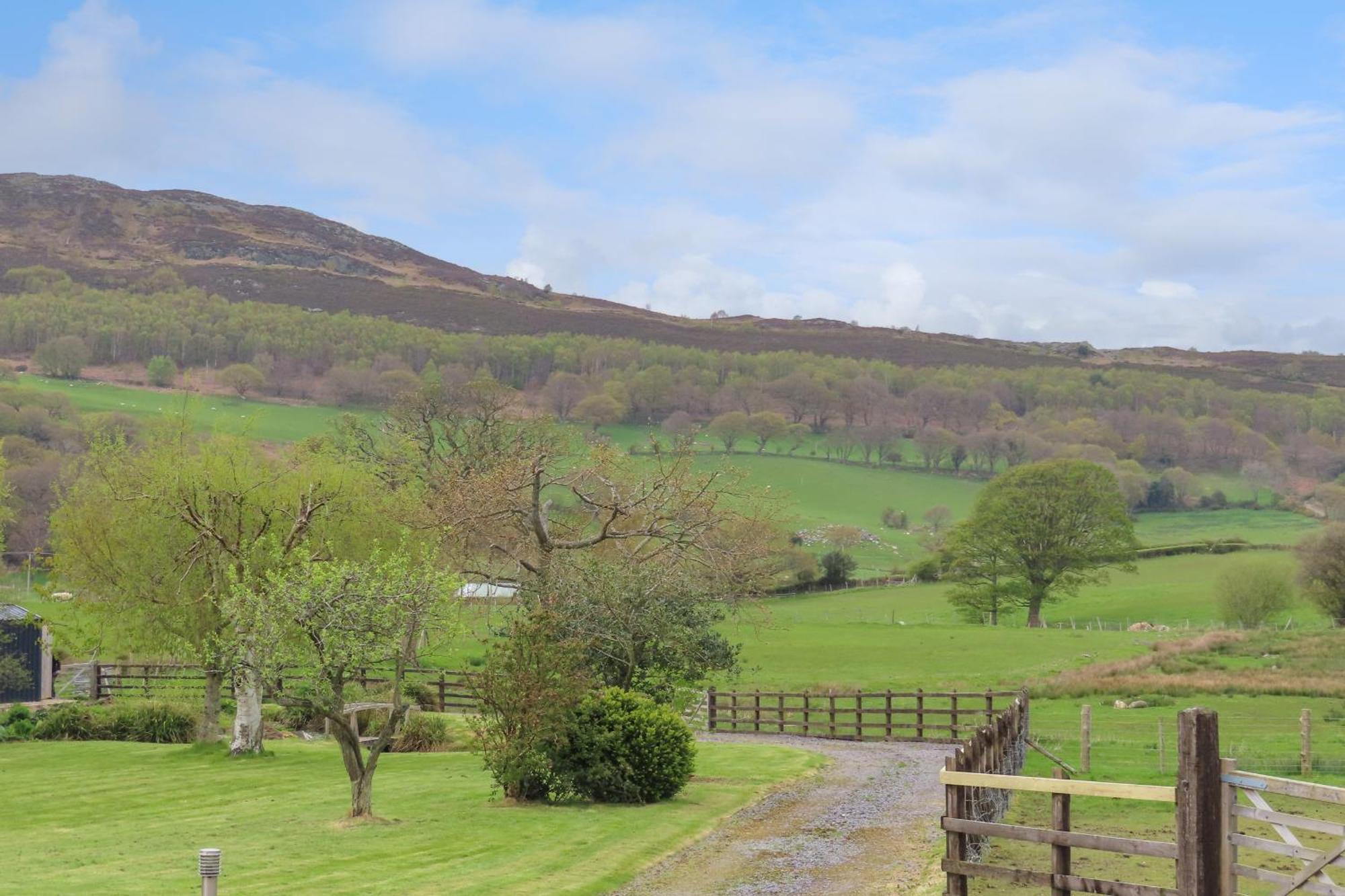 Oakwood Stables Villa Conwy Exterior photo
